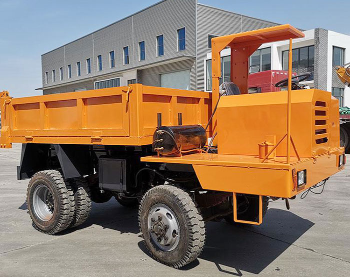 礦用運輸車常見型號參數(shù)